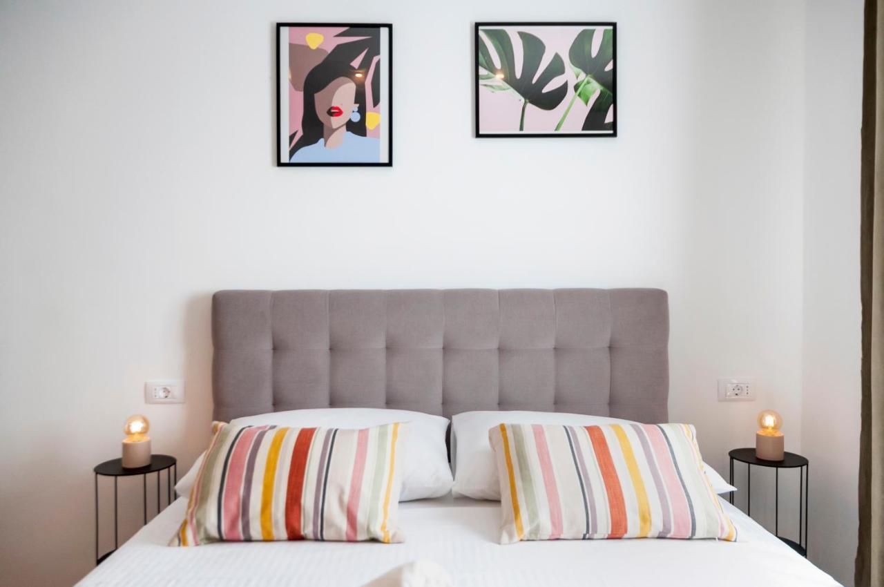 Jazz Rooms And Apartments ロヴィニ エクステリア 写真